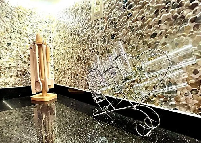 Luxury Getaway /Brand New 2Br /Wi-Fi /Full Kitchen