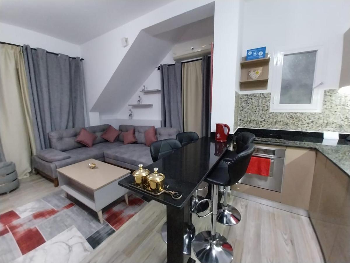 Apartment Luxury Getaway /brand New 2br /wi-fi /full Kitchen