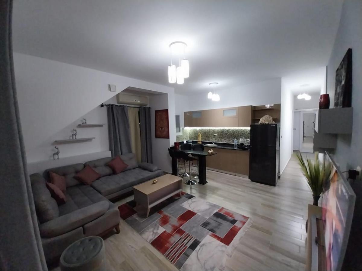Apartment Luxury Getaway /brand New 2br /wi-fi /full Kitchen